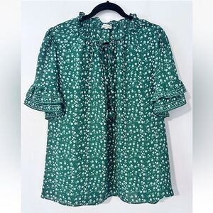 Max Studio Top Womens Sz 3X Green Floral Tie Neck Pullover Short Ruffle Sleeves